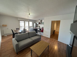  Appartement à louer 3 pièces 69 m²