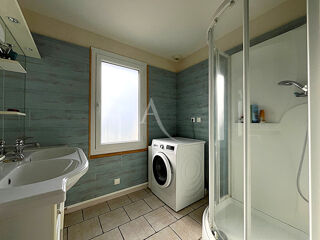  Maison  vendre 5 pices 145 m