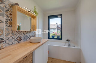  Maison � vendre 7 pi�ces 175 m�