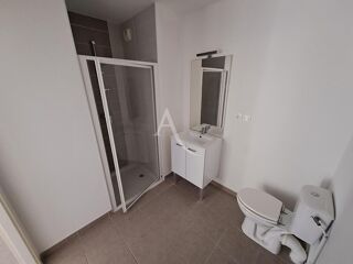  Appartement à louer 1 pièce 32 m²
