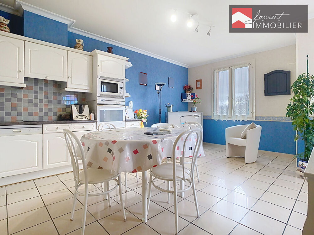 À VENDRE : Maison familiale de 156 m² à LACROST