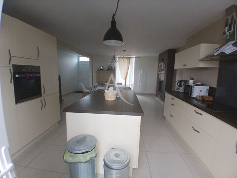  Maison � louer 6 pi�ces 160 m�