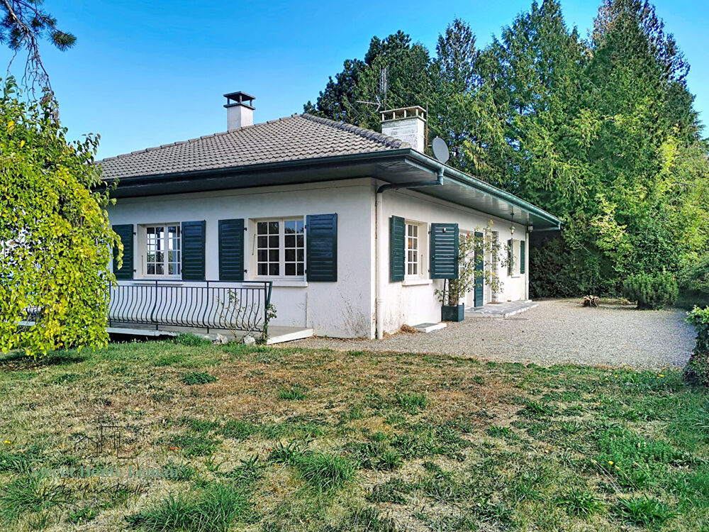 MAISON AVEC VUE LAC