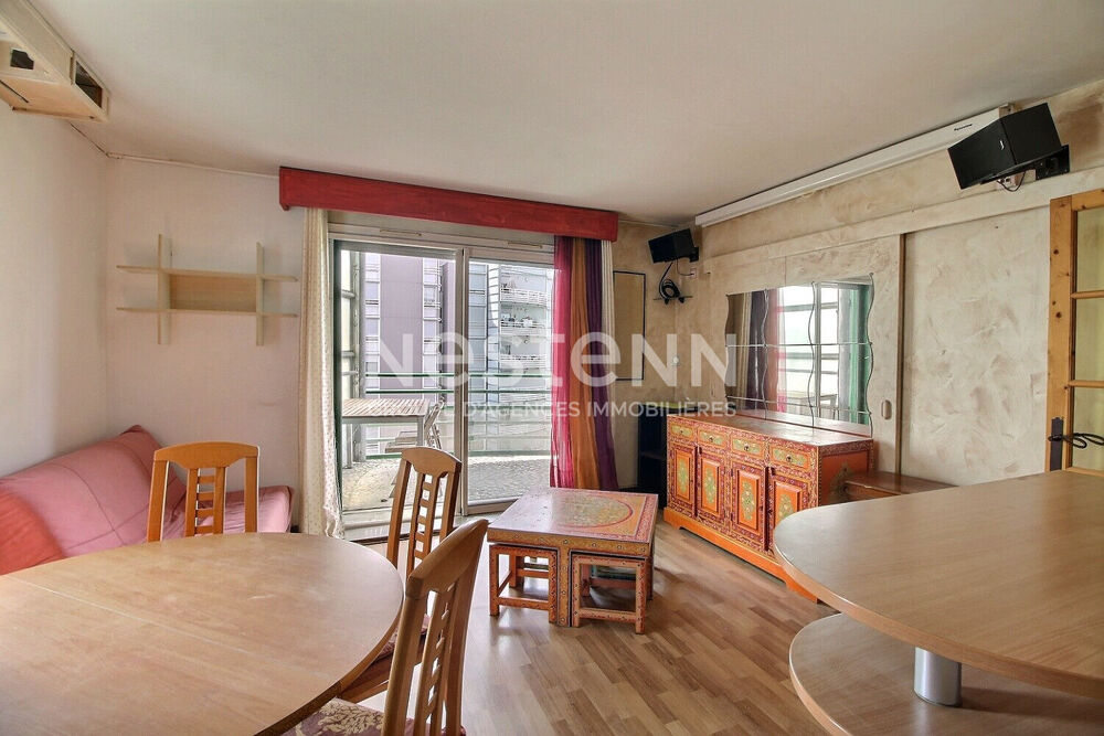 Appartement 2 pièces à vendre à Massy - Secteur Villaine - balcon, cave