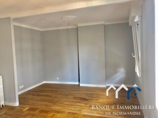  Appartement à louer 3 pièces 70 m²