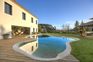  Maison  vendre 5 pices 198 m