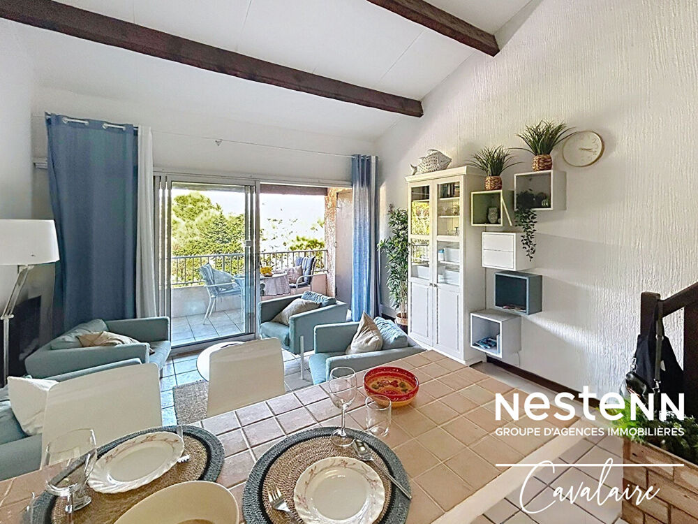 A la Vigie, proche calanques et centre-ville, Mazet 3 pièces + mezzanine Cavalaire-sur-Mer environ 71 m² (65,6 m² Carrez) avec
