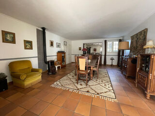  Maison � vendre 9 pi�ces 265 m�