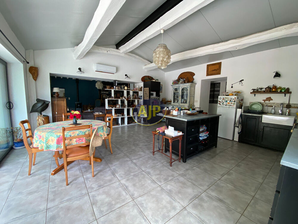 Propriété Jau Dignac Et Loirac + 3 chalets