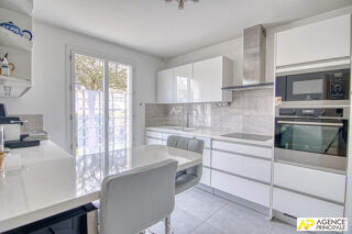  Maison � vendre 9 pi�ces 143 m�
