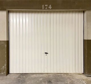  Parking / Garage � louer  Hoenheim