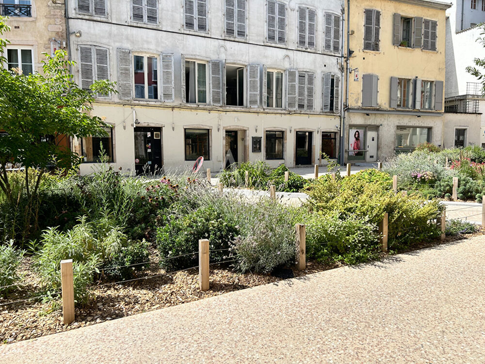   Murs Commerciaux Mâcon 158 m2 Macon