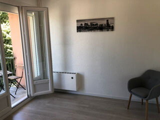  Appartement à louer 1 pièce 16 m²