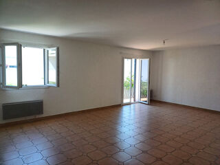  Maison à louer 6 pièces 141 m²