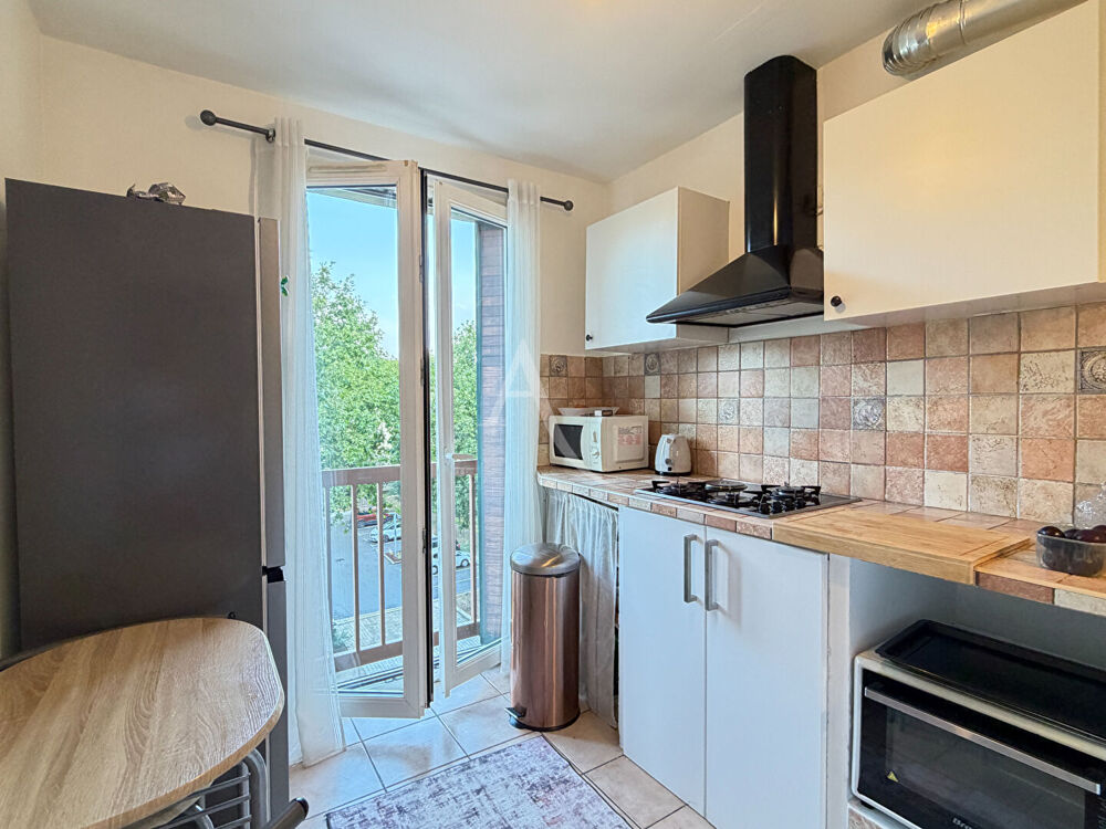 APPARTEMENT TYPE 3/4 LUMINEUX AVEC PARKING CAVE PROCHE CENTRE VILLE