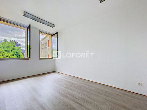 Bureaux Elbeuf  12m2 240 76500 Elbeuf