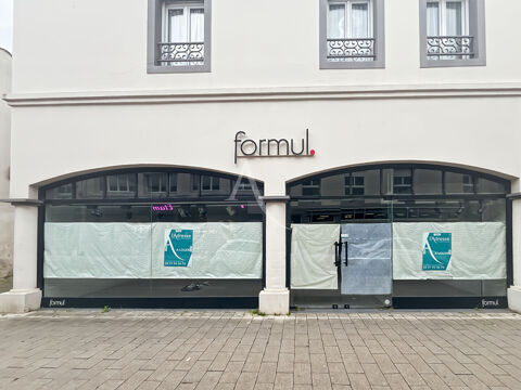 Challans Centre-ville Local de 95 m&sup2; 1500 85300 Challans