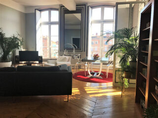 Appartement à louer 3 pièces 85 m²