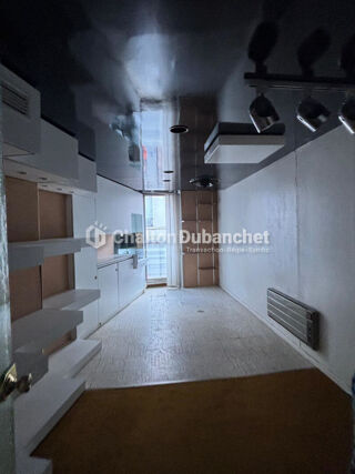  Immeuble � vendre 4 pi�ces 240 m�