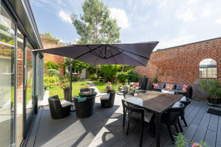  Maison à vendre 14 pièces 317 m²