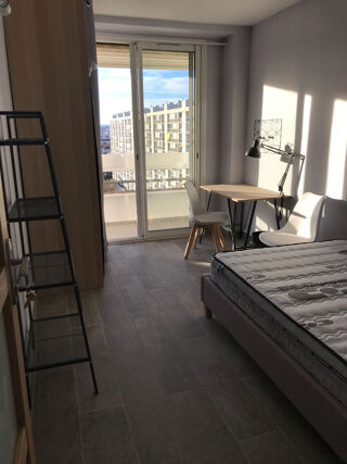  Appartement � louer 6 pi�ces 95 m�