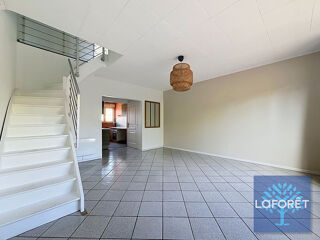  Appartement à louer 3 pièces 71 m²