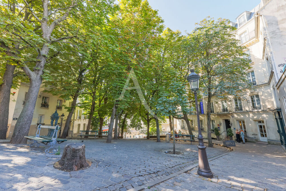Vente Appartement Abbesses Place Émile Goudeau - 2 Pièces 60 M² - Immeuble Pierre, Brique & Ascenseur Paris 18