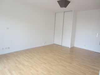  Appartement à louer 1 pièce 31 m²