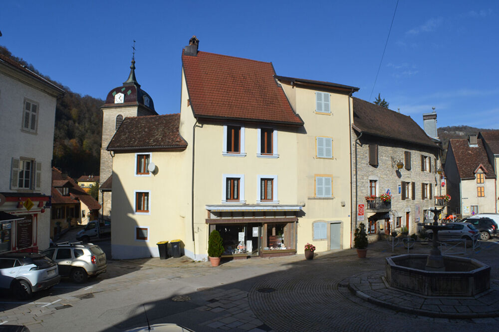 Vente Maison Maison de ville Saint Hippolyte 8 pièces 106 m2 + Local commercial 40m2 Saint hippolyte