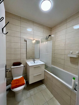  Appartement à louer 1 pièce 35 m²