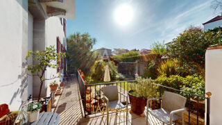  Villa � vendre 15 + pi�ces 398 m�