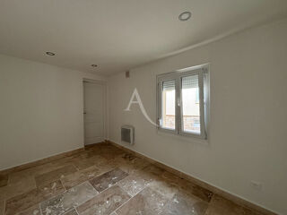  Appartement à louer 3 pièces 40 m²