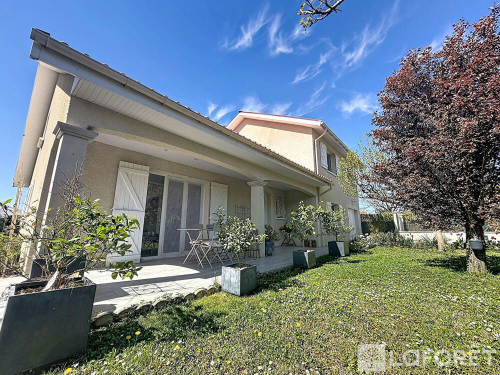 Maison familiale 129 m² de 5 chambres avec piscine sur terrain 600 m² Secteur Mozas
