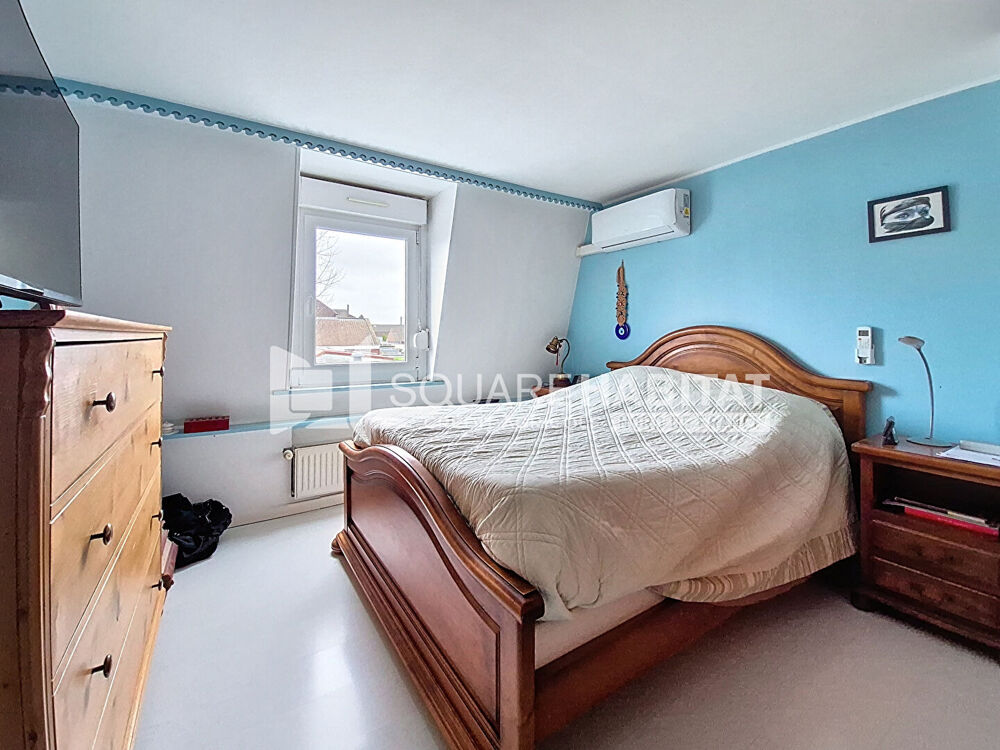 Vente Maison Maison avec jardin, garage 2 voitures + 2 places de parking privatives, 3 chambres. Lys lez lannoy