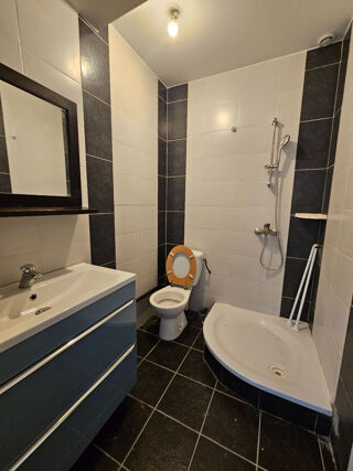  Maison à louer 4 pièces 83 m²
