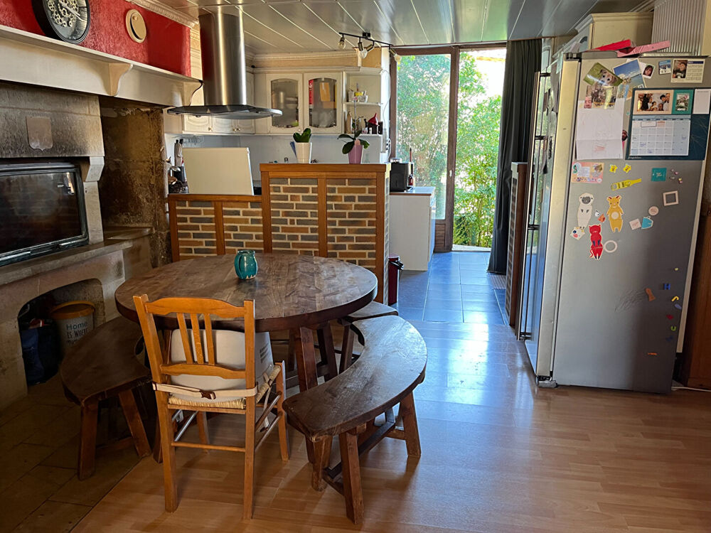 Vente Maison 15 minutes de Figeac, maison en pierre avec possibilités de gîtes indépendants Saint felix