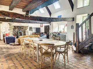  Maison  vendre 7 pices 240 m