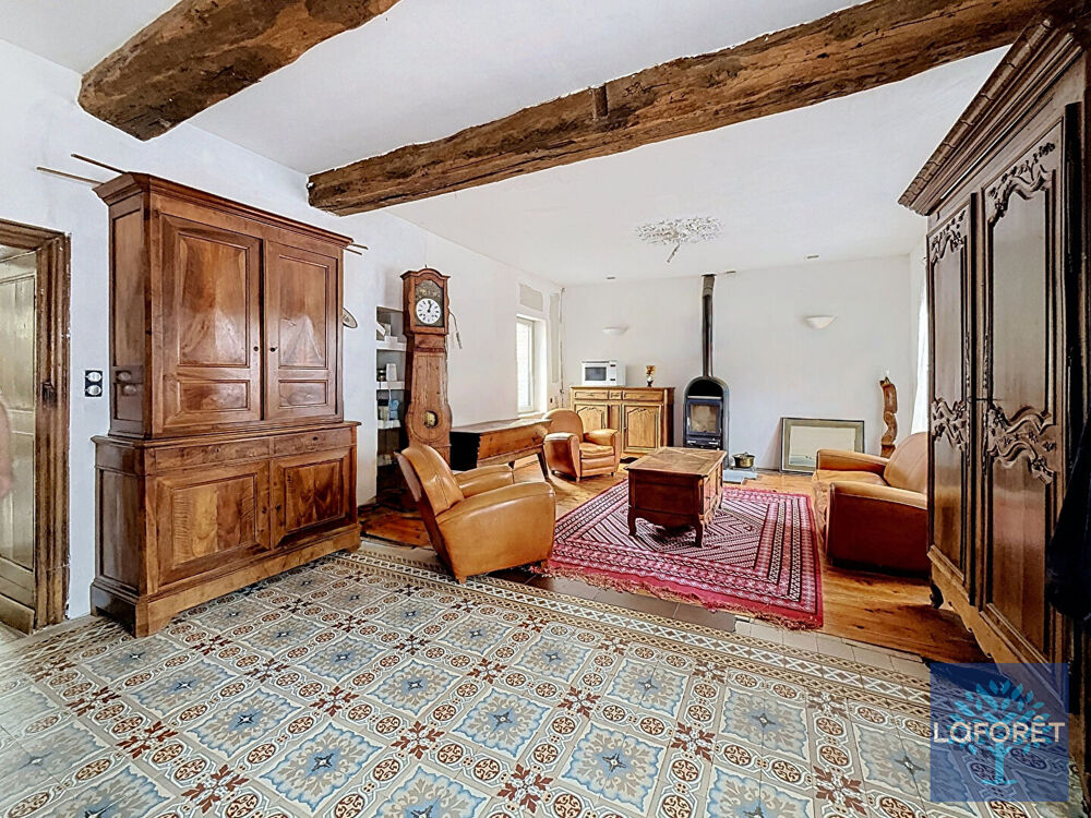 Vente Maison Magnifique maison avec stationnements et dépendances à Haspres Haspres