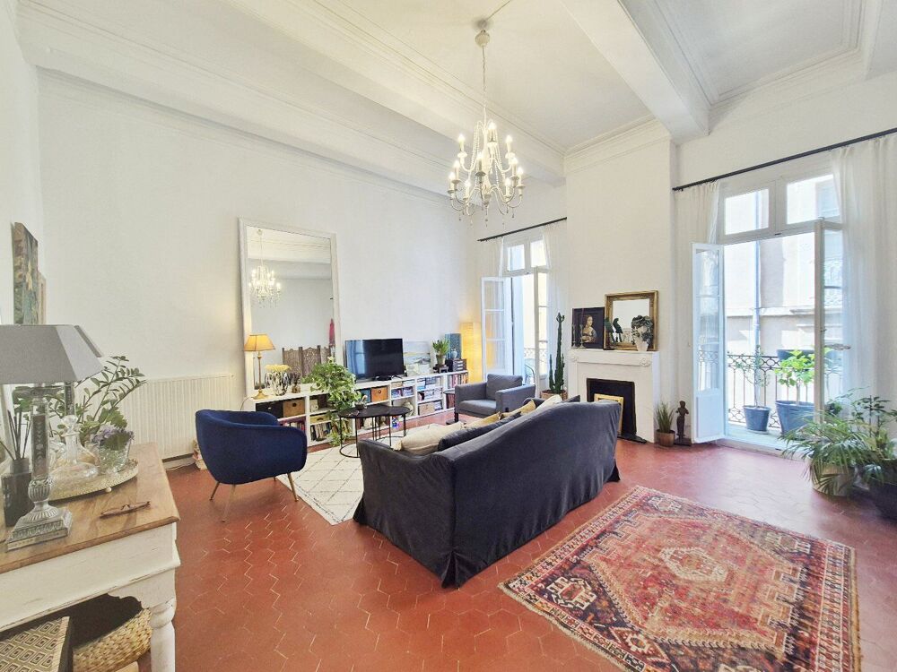 Vente Appartement Emplacement Privilégié près de la Cathédrale - Appartement Bourgeois Rénové avec Goût et Caractère Beziers