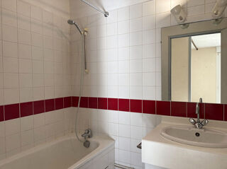  Appartement à louer 1 pièce 35 m²