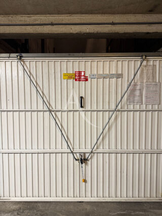  Parking / Garage  vendre 