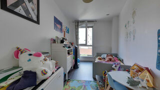  Appartement à louer 4 pièces 78 m²