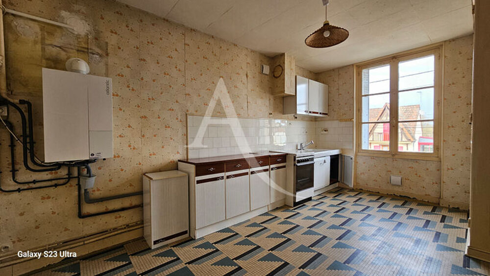 Vente Maison EN VENTE - 2 H PARIS - COSNE SUR LOIRE - Maison sur sous-sol comprenant 2 appartements. Cosne cours sur loire