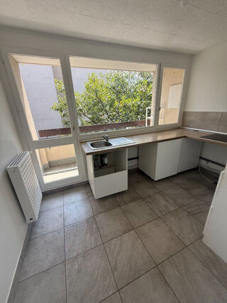  Appartement à louer 2 pièces 50 m²