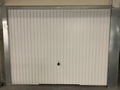  Parking / Garage  louer 14 m