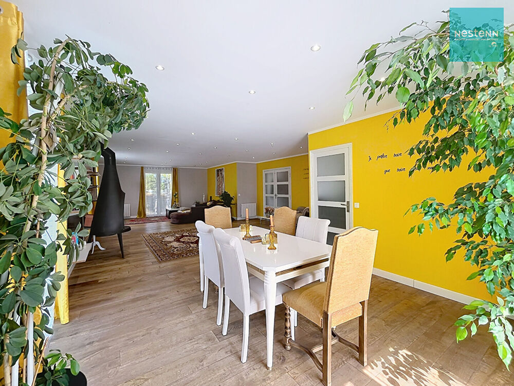Maison Chambeon 8 pièce(s) 245m² - 5 chambres - terrain 3820 m²
