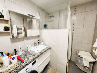  Appartement  vendre 2 pices 61 m