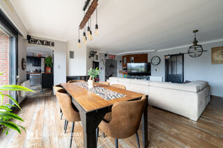  Maison � vendre 9 pi�ces 200 m�