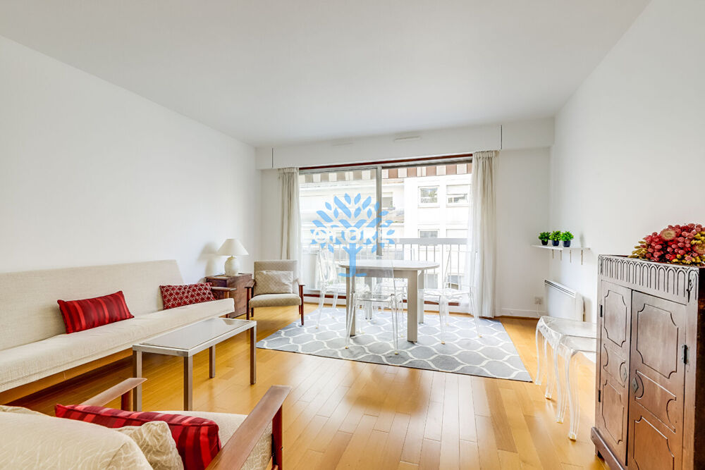 Vente Appartement 2 pièces Balcon Paris 12