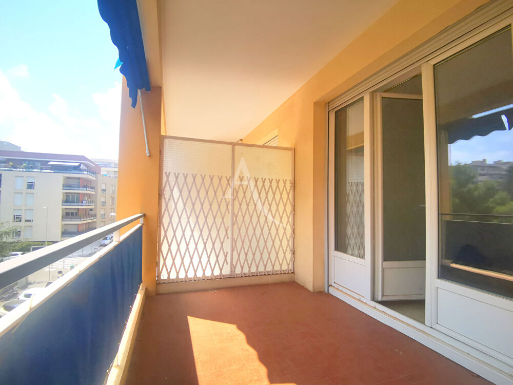 Vente Appartement GORBELLA : BEL APPARTEMENT 2 PIECES DANS RESIDENCE STANDING Nice